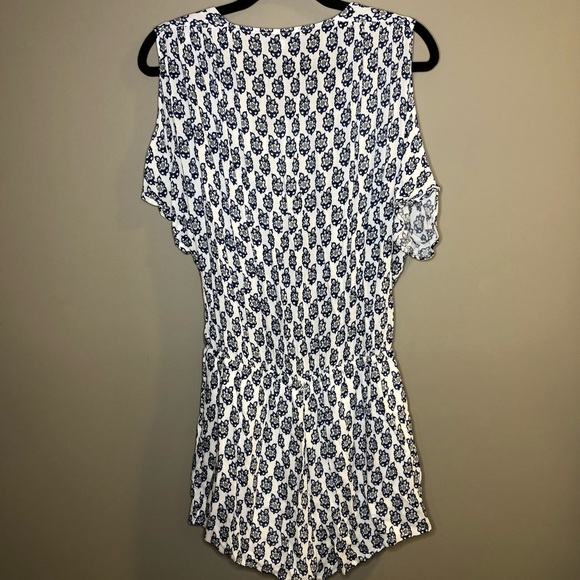 Heartloom Romper - Picture 4 of 4